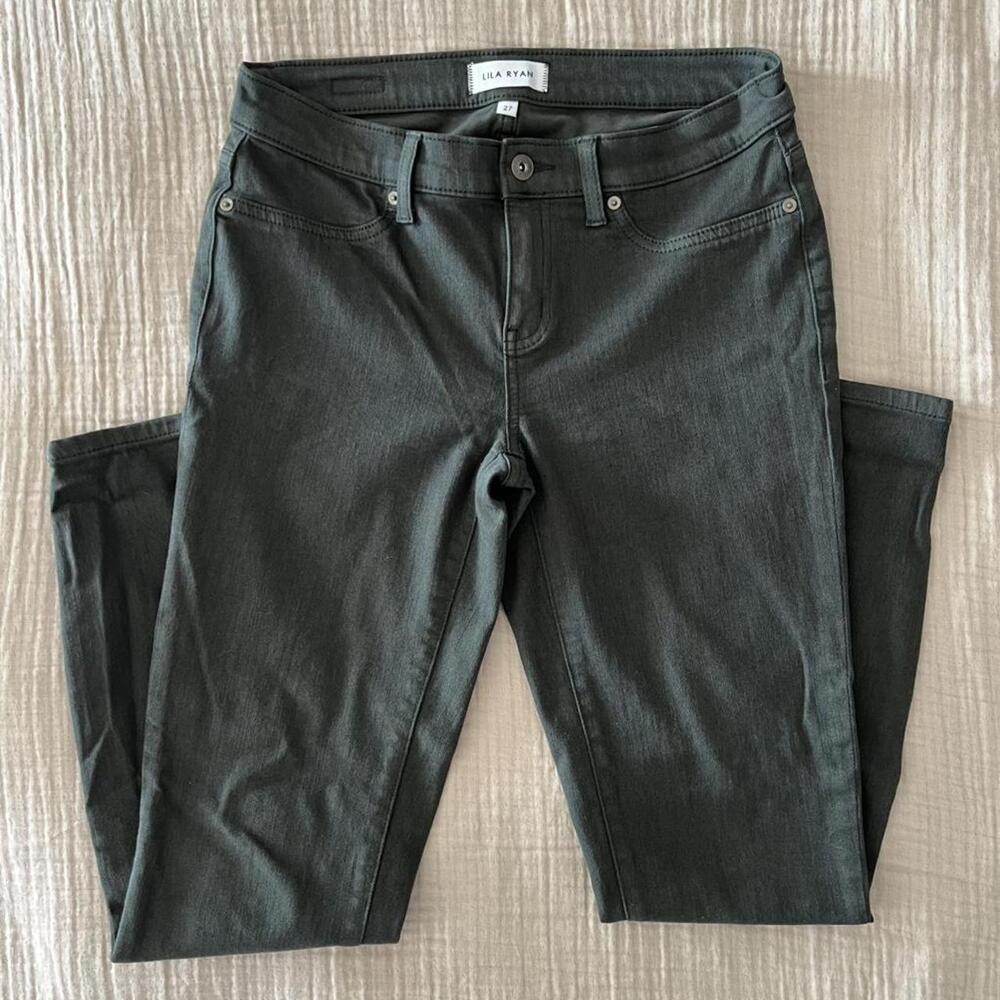 Lila Ryan green high-waisted skinny jeans